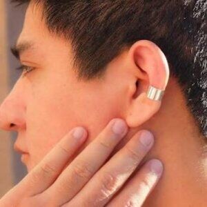 Minimalist Silver Ear Cuff for & Men - Modern Cartilage Wrap Earring